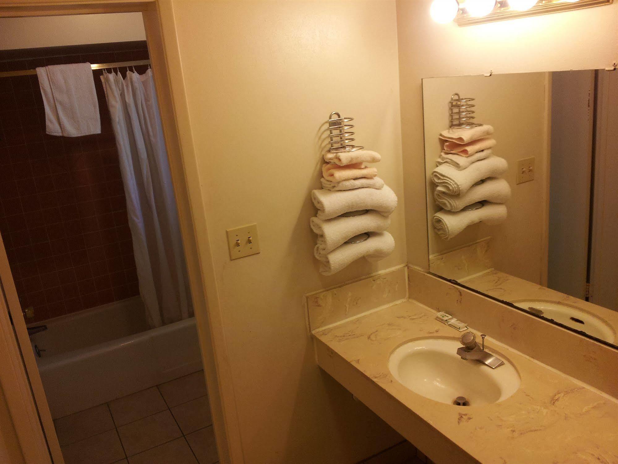 El Rancho Motel Lodi Ngoại thất bức ảnh